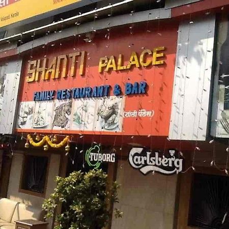 The Hotel Grace Place Inn Új-Delhi Kültér fotó
